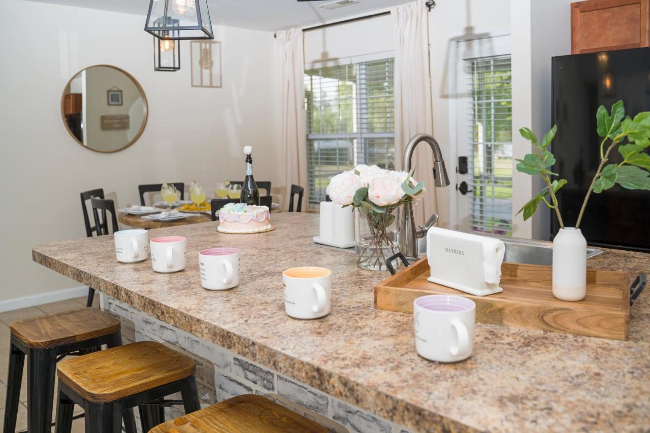 Luxe Quiet Townhouse W/Parking/Pool/By Dollywood Villa Pigeon Forge Exterior photo