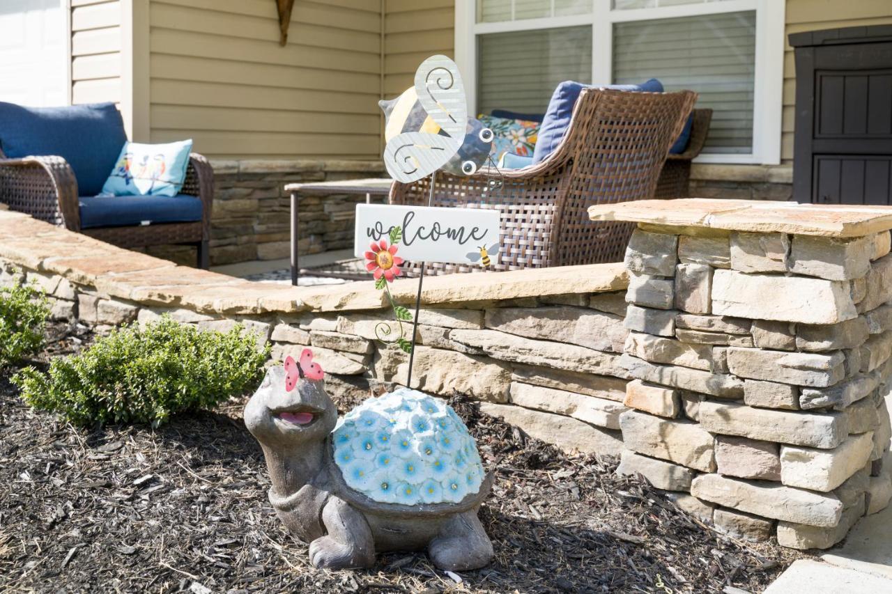 Luxe Quiet Townhouse W/Parking/Pool/By Dollywood Villa Pigeon Forge Exterior photo